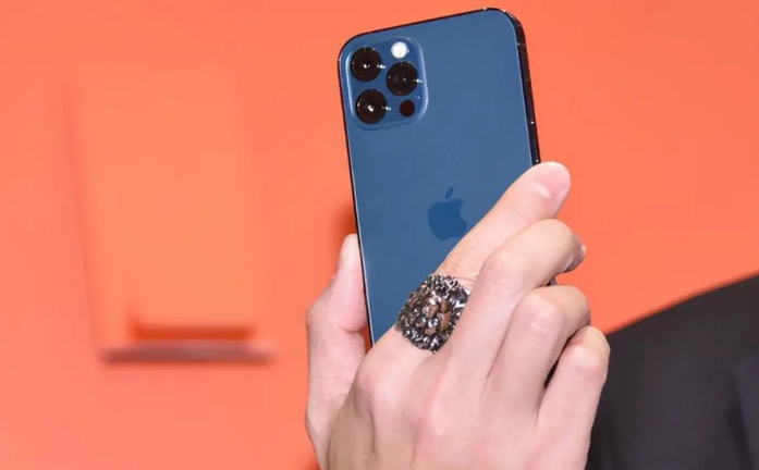 西充苹果手机维修分享iPhone12系列重启方法教程 